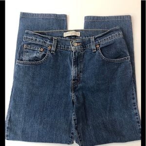 Levi 550 Relaxed tapered Jean sz 8 EUC!!!
